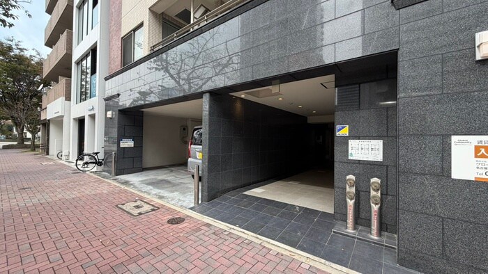 ＧＲＡＮＤＵＫＥ代官町の物件外観写真