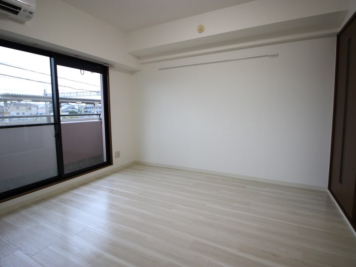 シャイニングシティー木曽川の物件内観写真