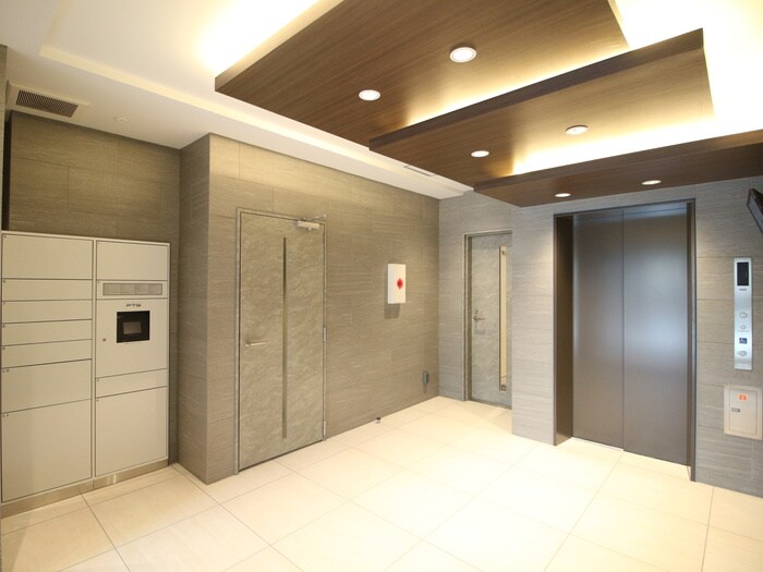 エステシア上前津の物件外観写真