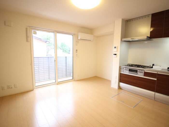 ヴィラ小山Aの物件内観写真