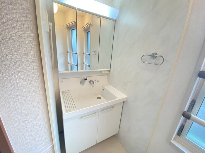 ヴィラ小山Aの物件内観写真