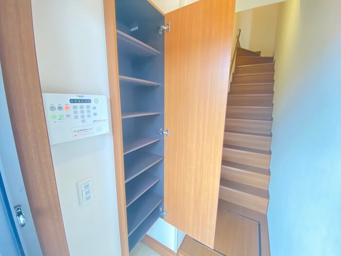 ヴィラ小山Aの物件内観写真