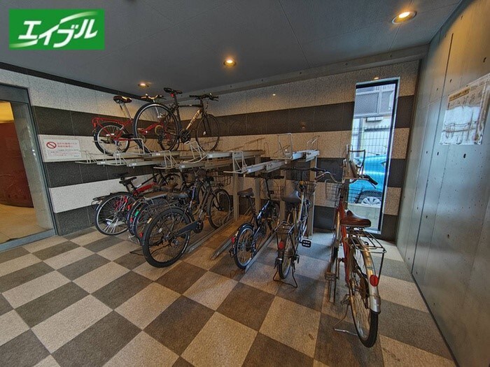 レジディア東桜の物件外観写真