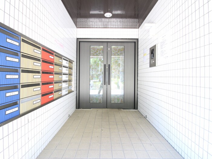 ジョイフル亀島の物件外観写真