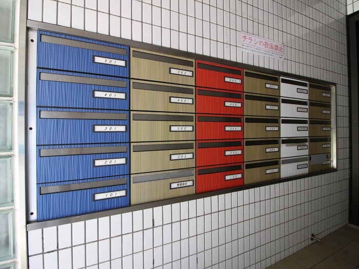 ジョイフル亀島の物件外観写真