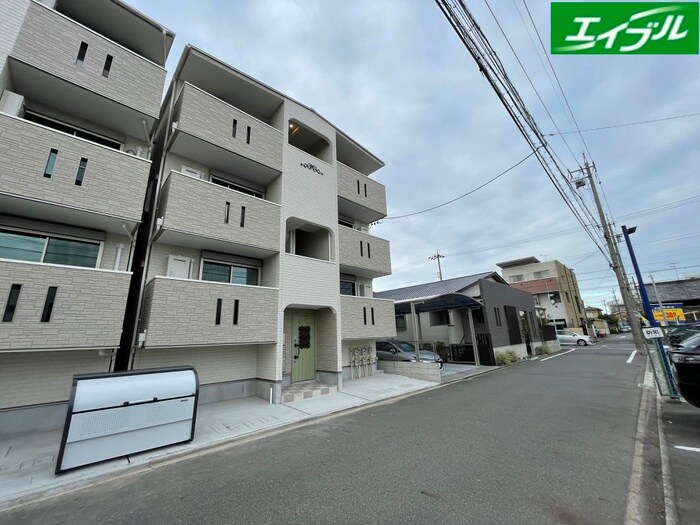 Fleuve Aの物件外観写真