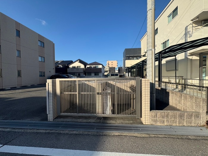 じゅうえーるの物件外観写真