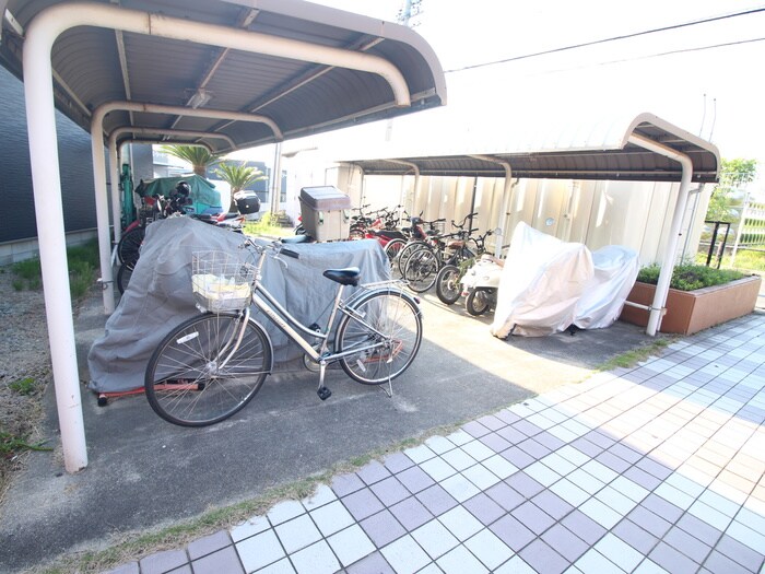 アンシャンテの物件外観写真