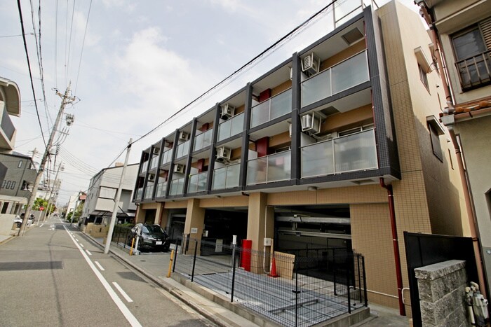 meLiV桜山の物件外観写真