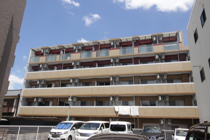 meLiV桜山の物件外観写真