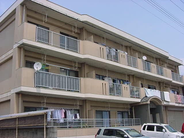 ハイメゾンべるのーぶの物件外観写真