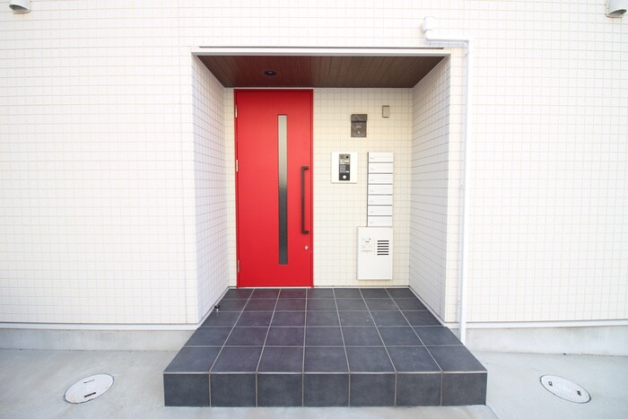 Ｌｉｓｉｎの物件外観写真