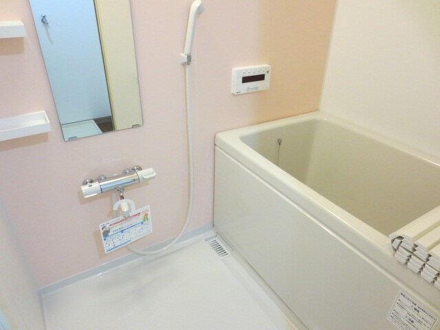 ファミ－ル野並Ａ棟の物件内観写真