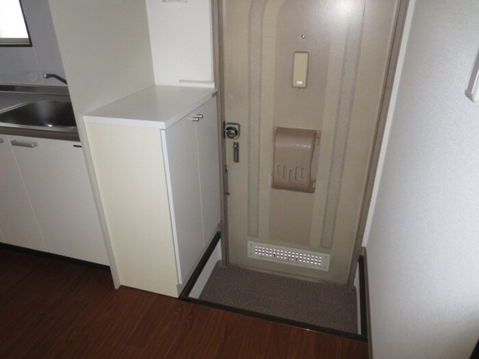 ファミ－ル野並Ａ棟の物件内観写真