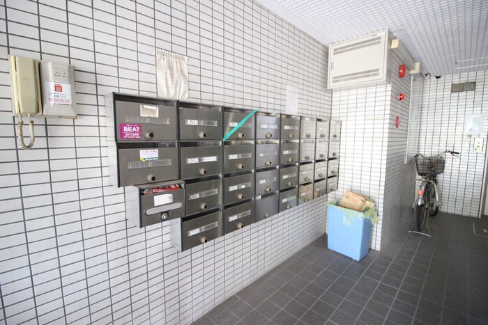 ヒューマンハイツの物件外観写真