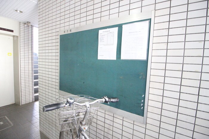 ヒューマンハイツの物件外観写真