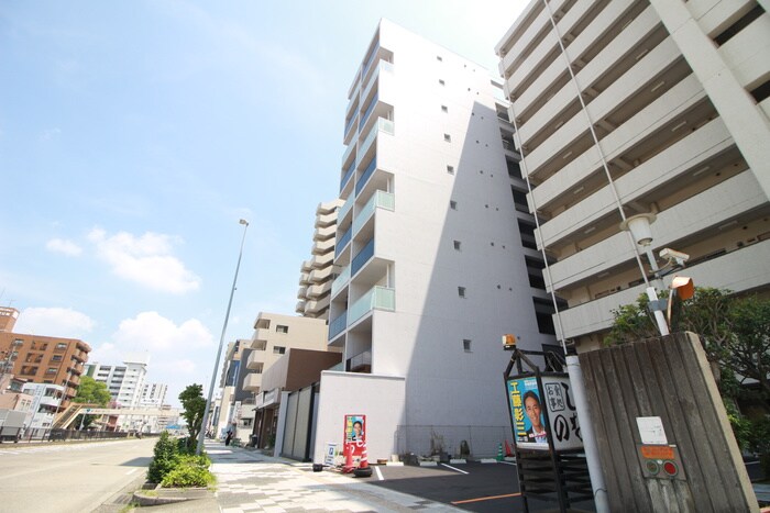 THE BRICKSの物件外観写真