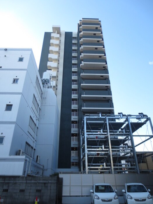 プレサンスジェネ千種内山Ⅱの物件外観写真