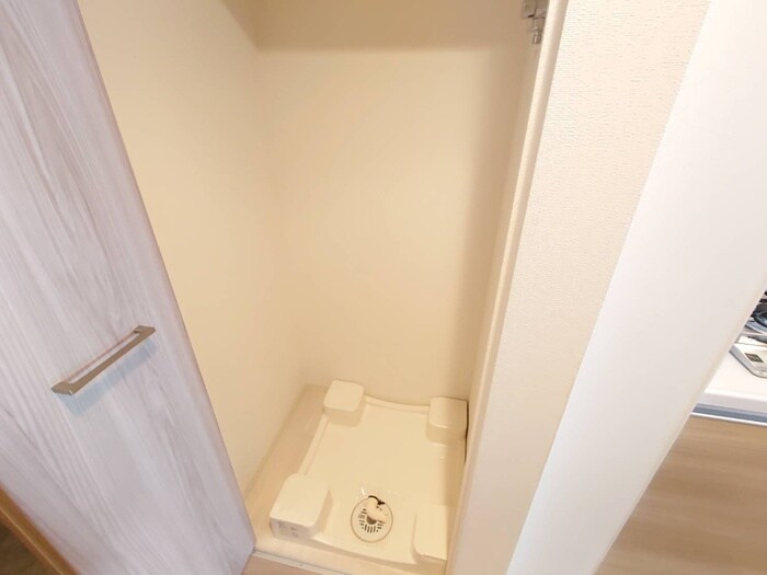 プレサンスジェネ千種内山Ⅱの物件内観写真