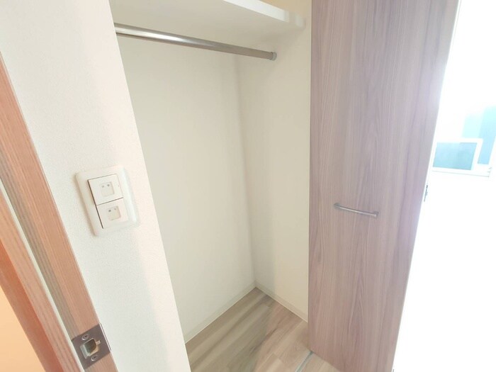 プレサンスジェネ千種内山Ⅱの物件内観写真