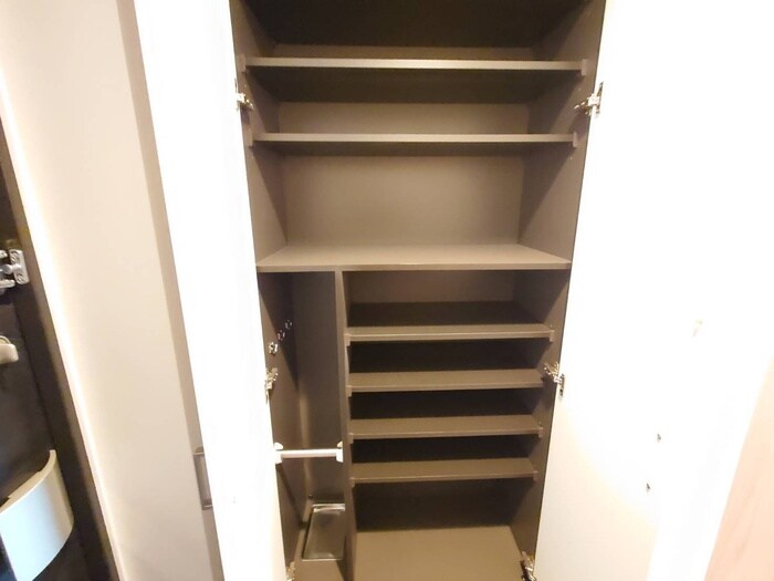 プレサンスジェネ千種内山Ⅱの物件内観写真