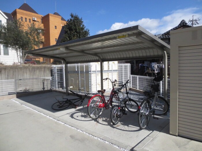 モンテローザの物件外観写真