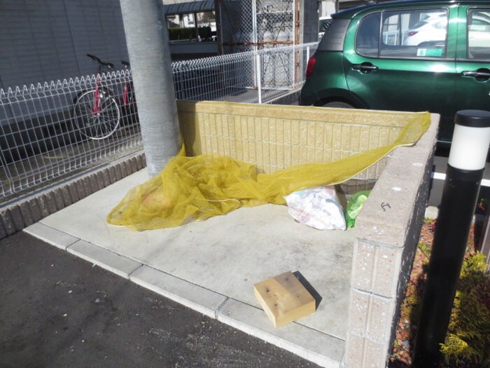 モンテローザの物件外観写真