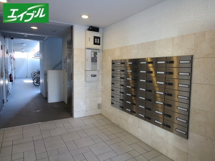 Ｓｕｎ Ｓｔａｔｅ白壁の物件外観写真