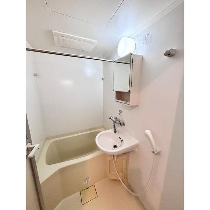 プロシード太閤通の物件内観写真