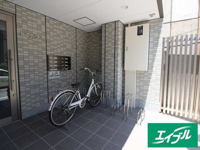 トミテラスの物件外観写真