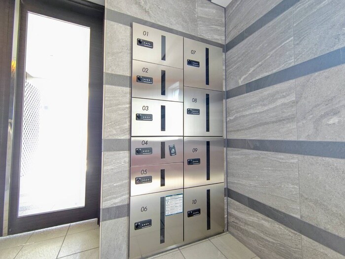 ラヴィータ泉の物件外観写真