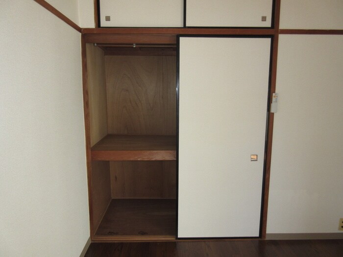 千種ハイツの物件内観写真