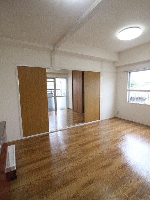 千種ハイツの物件内観写真