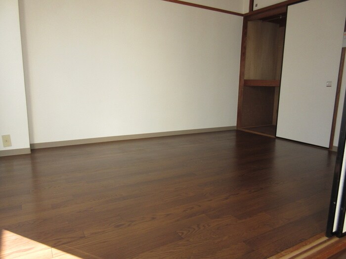 千種ハイツの物件内観写真