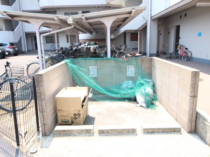 プライム八田の物件外観写真