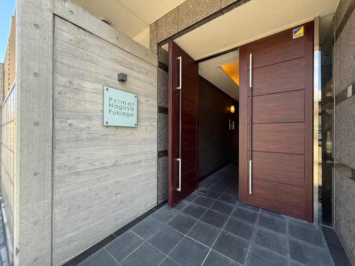 プライマル名古屋吹上の物件外観写真