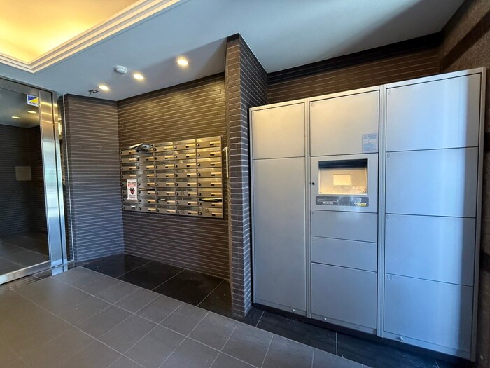 プライマル名古屋吹上の物件外観写真