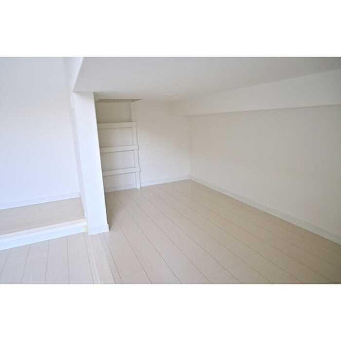 ローレルフォレスタ本陣の物件内観写真