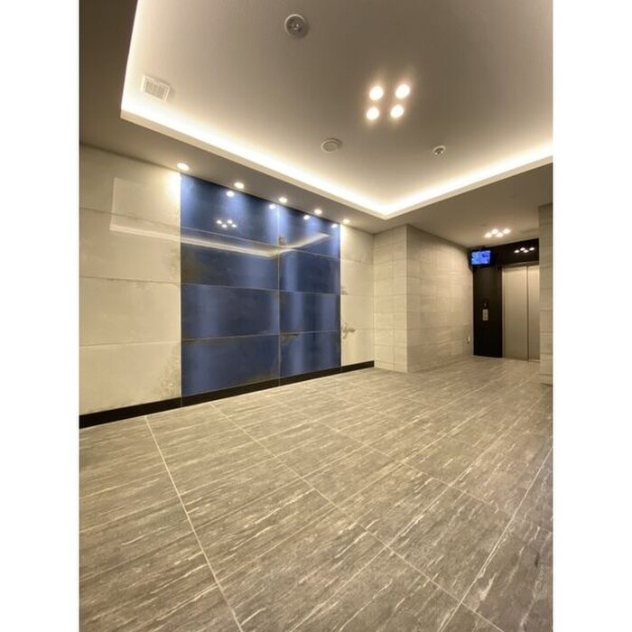 パルティール高畑アネックスの物件外観写真