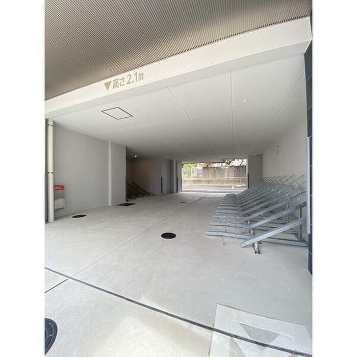 パルティール高畑アネックスの物件外観写真