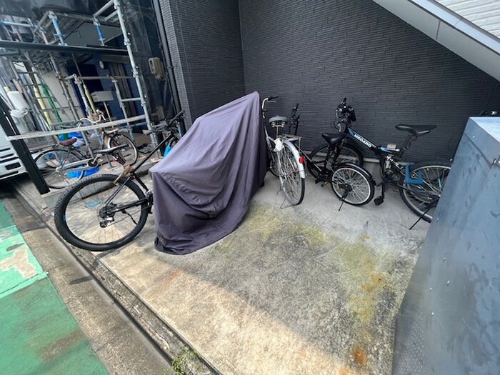 REFINED TASTE　西日置の物件外観写真