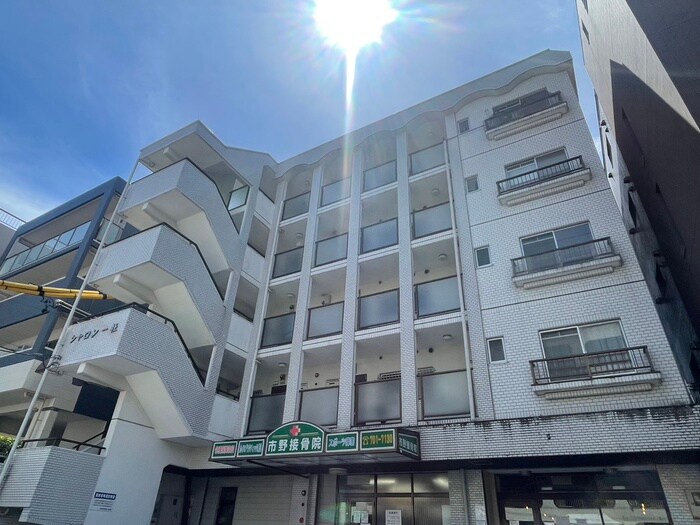 シャロン一社の物件外観写真