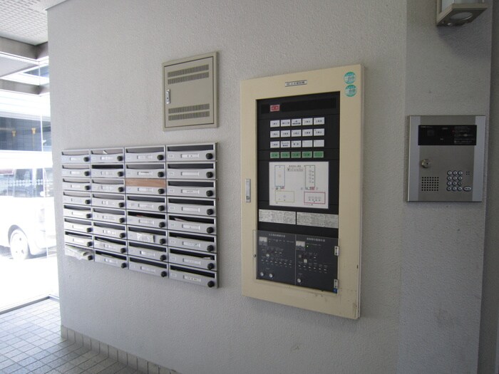 エルハイム岡崎の物件外観写真