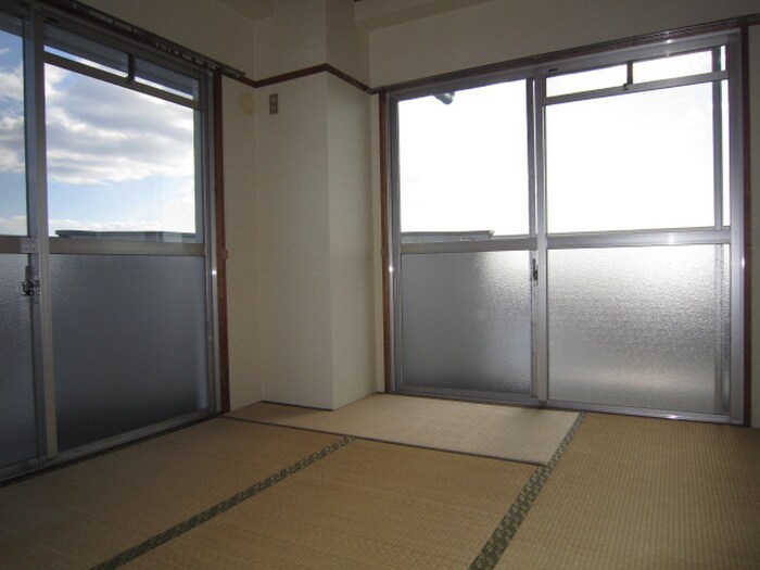 エルハイム岡崎の物件内観写真