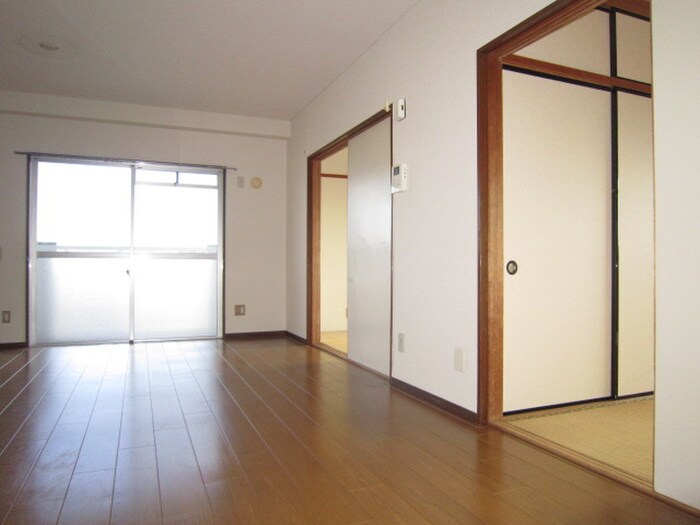 エルハイム岡崎の物件内観写真