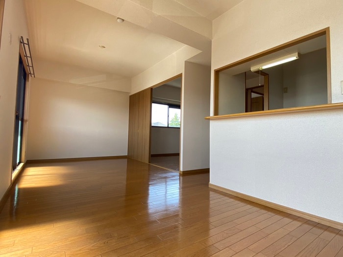 ロイヤルヒルズの物件内観写真