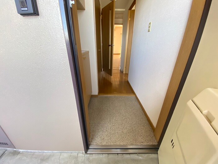 ロイヤルヒルズの物件内観写真