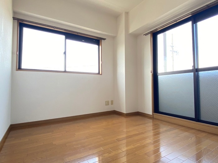 ロイヤルヒルズの物件内観写真