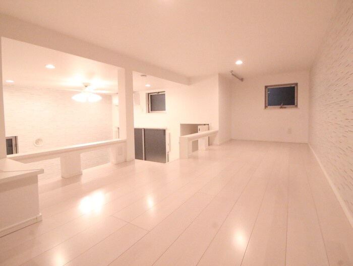 ハーモニーテラス松園の物件内観写真