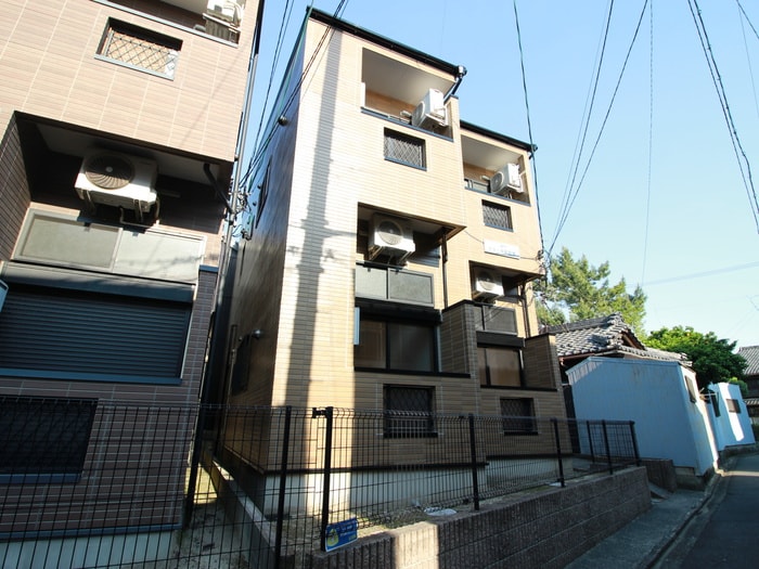 ミューザ松原町の物件外観写真